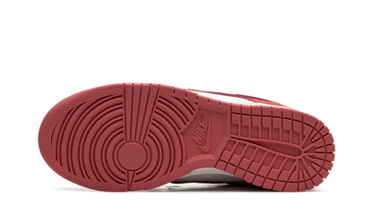 Nike Dunk Low Valentine's Day (2024)